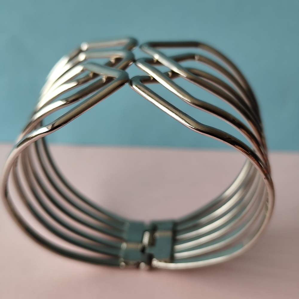 4/$50⭐️Chic Silver Openwork Cuff Bracelet - Picture 5 of 10